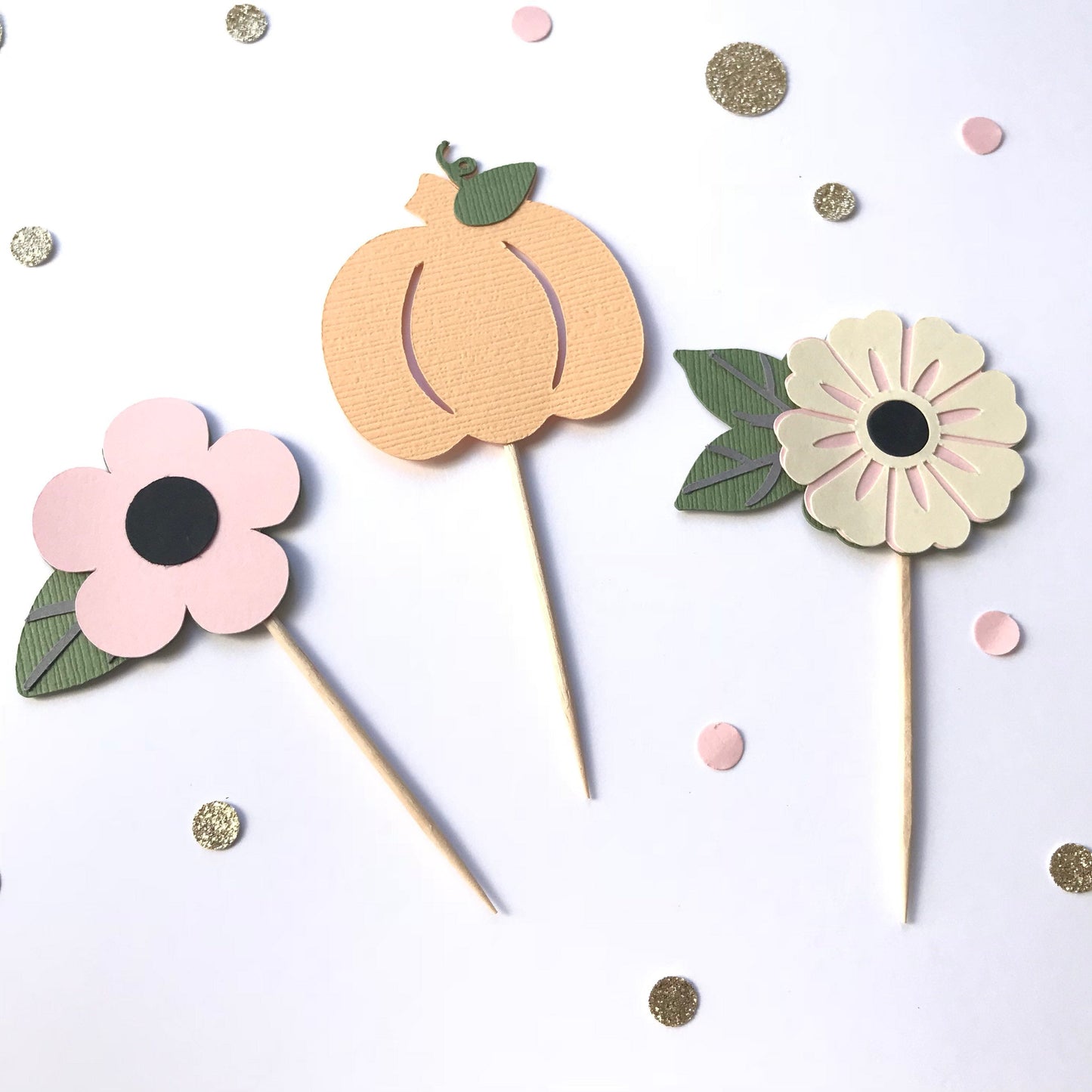 Floral Pumpkin Cupcake Toppers - glitterpaperscissors