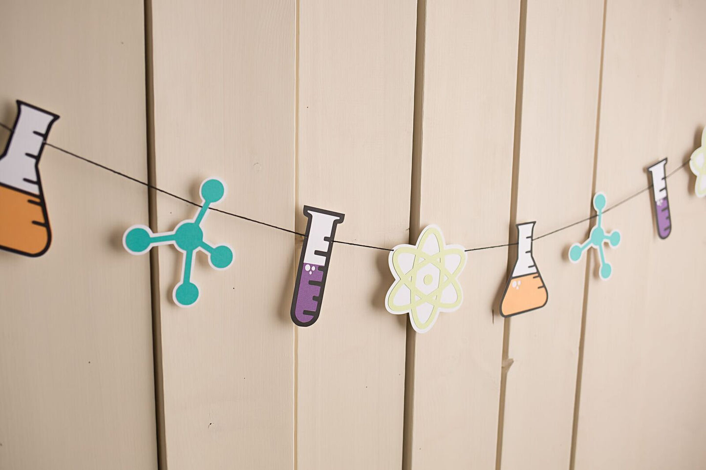 Mad Scientist Garland - glitterpaperscissors