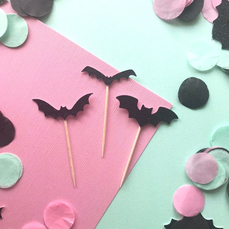 Bat Cupcake Toppers - glitterpaperscissors