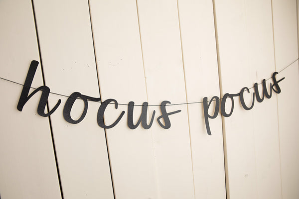 Hocus Pocus Banner - glitterpaperscissors